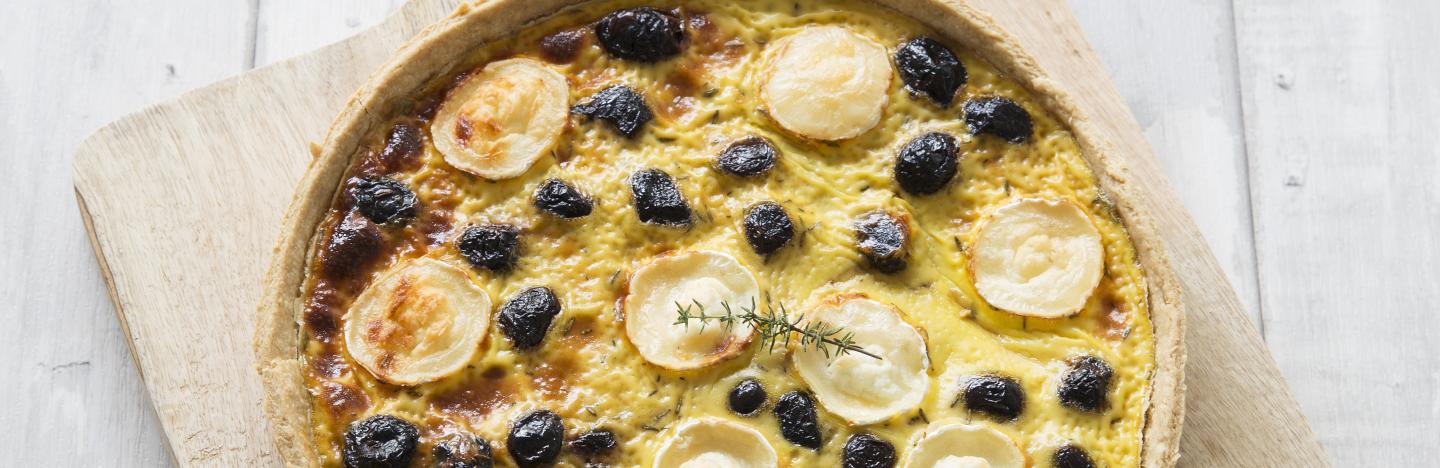 Quiche au chèvre et olives noires